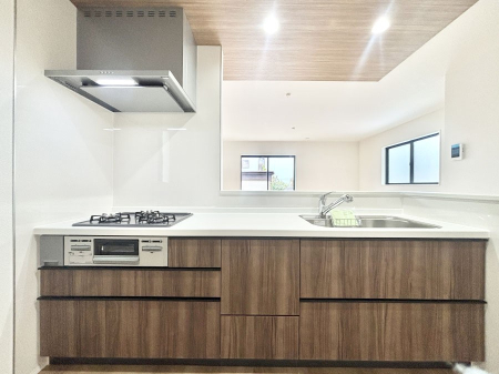 �L�b�`�� �������������I�ɁA�y�����I�V�X�e���L�b�`��  