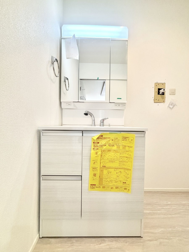 ���ʑ�E���ʏ� �傫�����₷���O�ʋ��Ő�����������ʑ�́A�g�����Ȃ݃`�F�b�N�┧�̂������ɂ������߂ł��B 