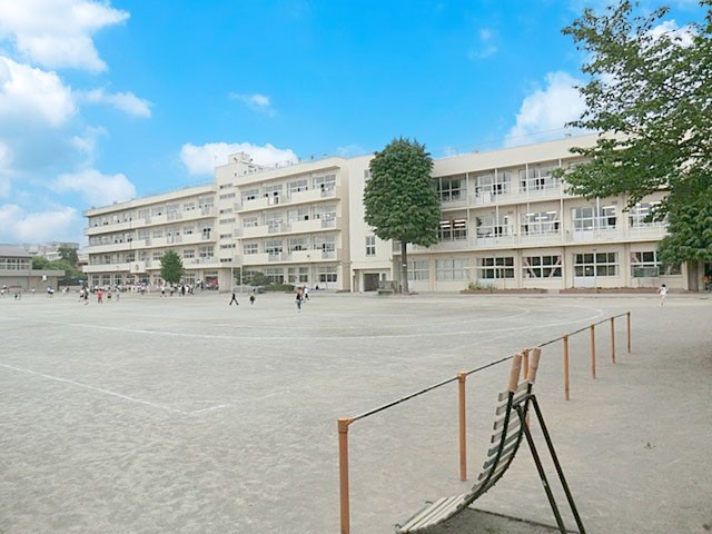 ���ӊ� ���w�Z 1300m ��z�s����g���w�Z