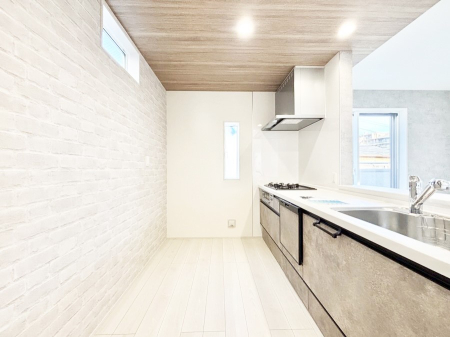 �L�b�`�� �L�X�Ƃ����g������̗ǂ��L�b�`���œ��X�̂��������y�����Ȃ肻��