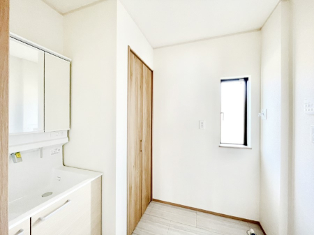 ���̑� ���[�X�y�[�X�t���̂�Ƃ肠�郉���h���[�X�y�[�X�B