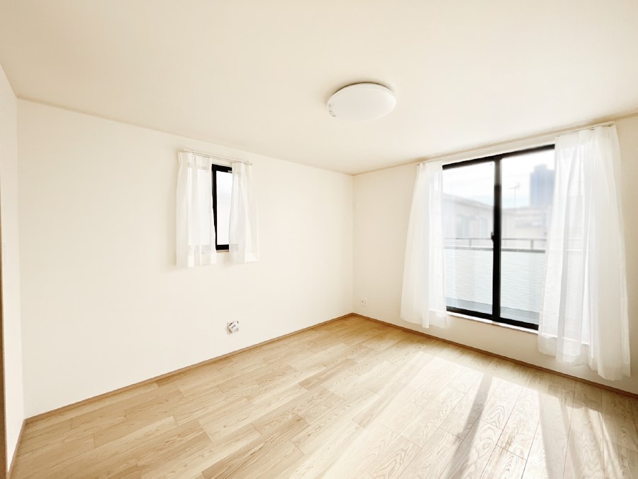 �Q�� ���邢�o���R�j�[�T�C�h�ɗm����ݒu�B�ڊo�߂̗ǂ��Q���ɁB