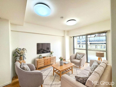 ���r���O �������������͋C�̂k�c�j�͉Ƒ��݂�Ȃ̉��K��ԁ@���Ƌ��CG�ł�