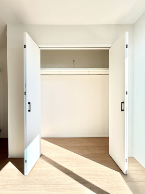 ���[ �����Ղ�̎��[�X�y�[�X�ŉ��K�ɕ�点���� 