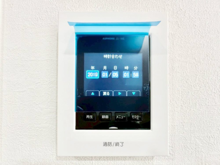 ���̑����� TV���j�^�[�t�C���^�[�t�H�����t���Ă��ăZ�L�����e�B�[��