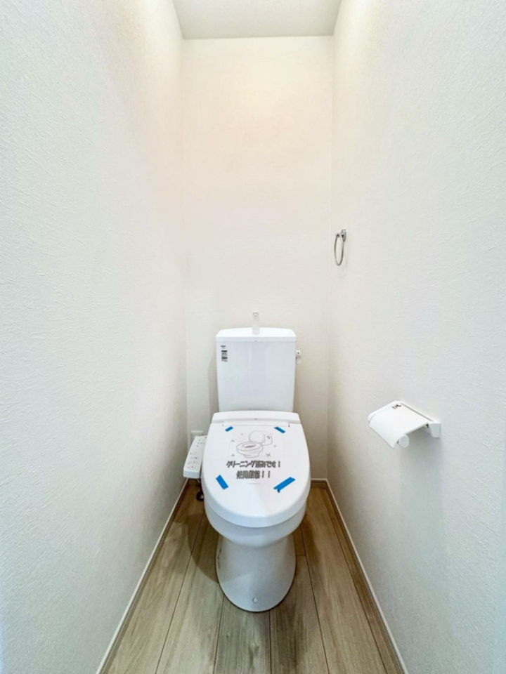 �g�C�� �g�C����1�K��2�K���ꂼ��ɔz�u����Ă��ĂƂĂ��֗��ł��B 