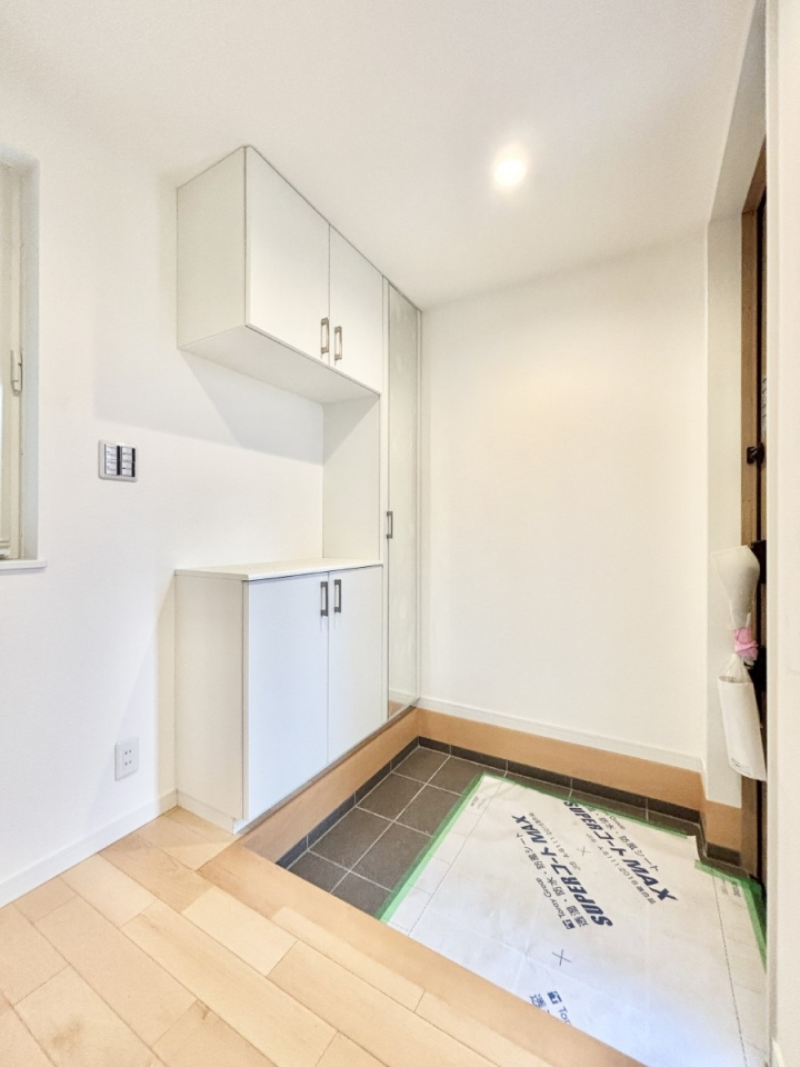 ���� ����I�𗘗p���āA���z�������������q�l�������ĂȂ��ł��܂��B