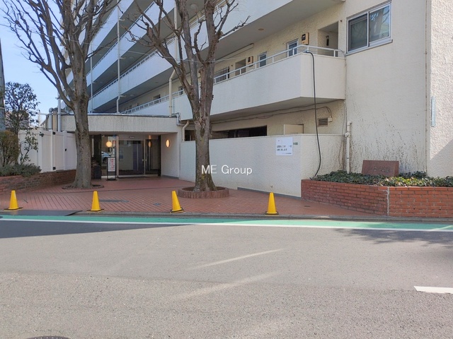 �G���g�����X -