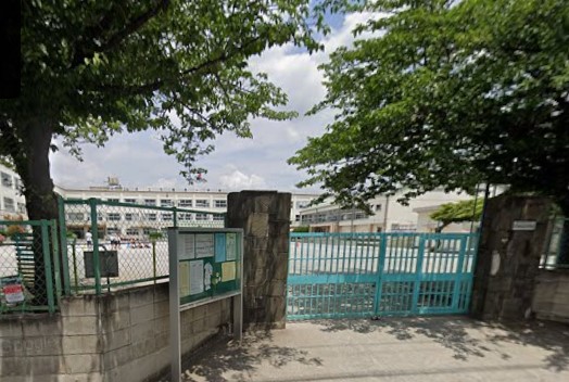 ���ӊ� ���w�Z 500m �����旧�Ԕ������w�Z