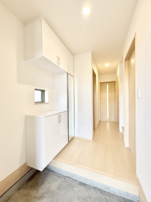 ���� ����I�𗘗p���āA���z�������������q�l�������ĂȂ��ł��܂��B