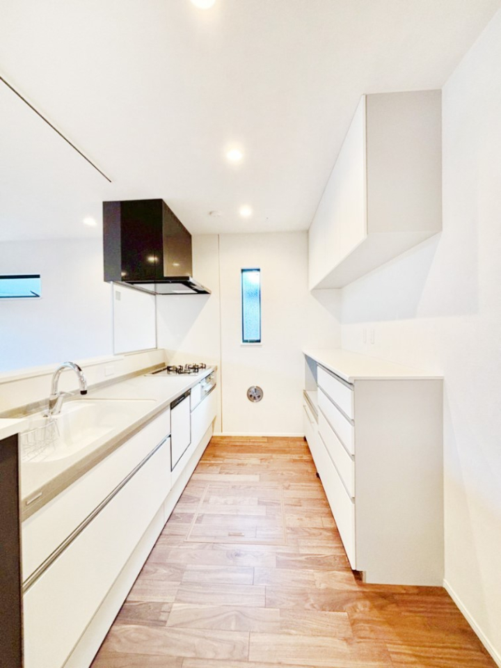 �L�b�`�� ��Ƃ肠��L�b�`���X�y�[�X�ł�������H��̌�Еt�����X���[�Y�ɁI