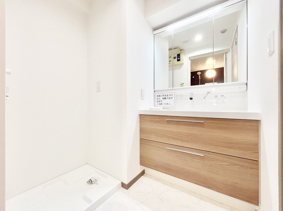 ���ʑ�E���ʏ� ������������ʉ��ώ��Œ��̐g�x�x�����K