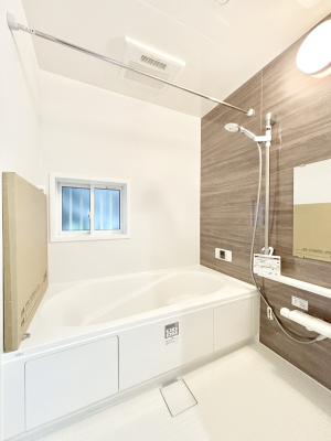 ���� ����̔�����₷��؂ȃo�X�^�C���B�������Ƃ����C���y����Ŕ����Ƃ肽���ł��ˁI  