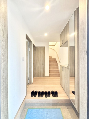 ���� �Ƒ��̋A��₨�q�l�������������}���錺��  