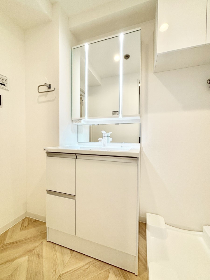 ���ʑ�E���ʏ� ������������ʉ��ώ��Œ��̐g�x�x�����K  