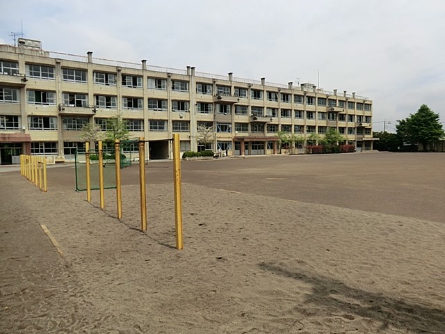 ���ӊ� ���w�Z 1440m ���咆�w�Z